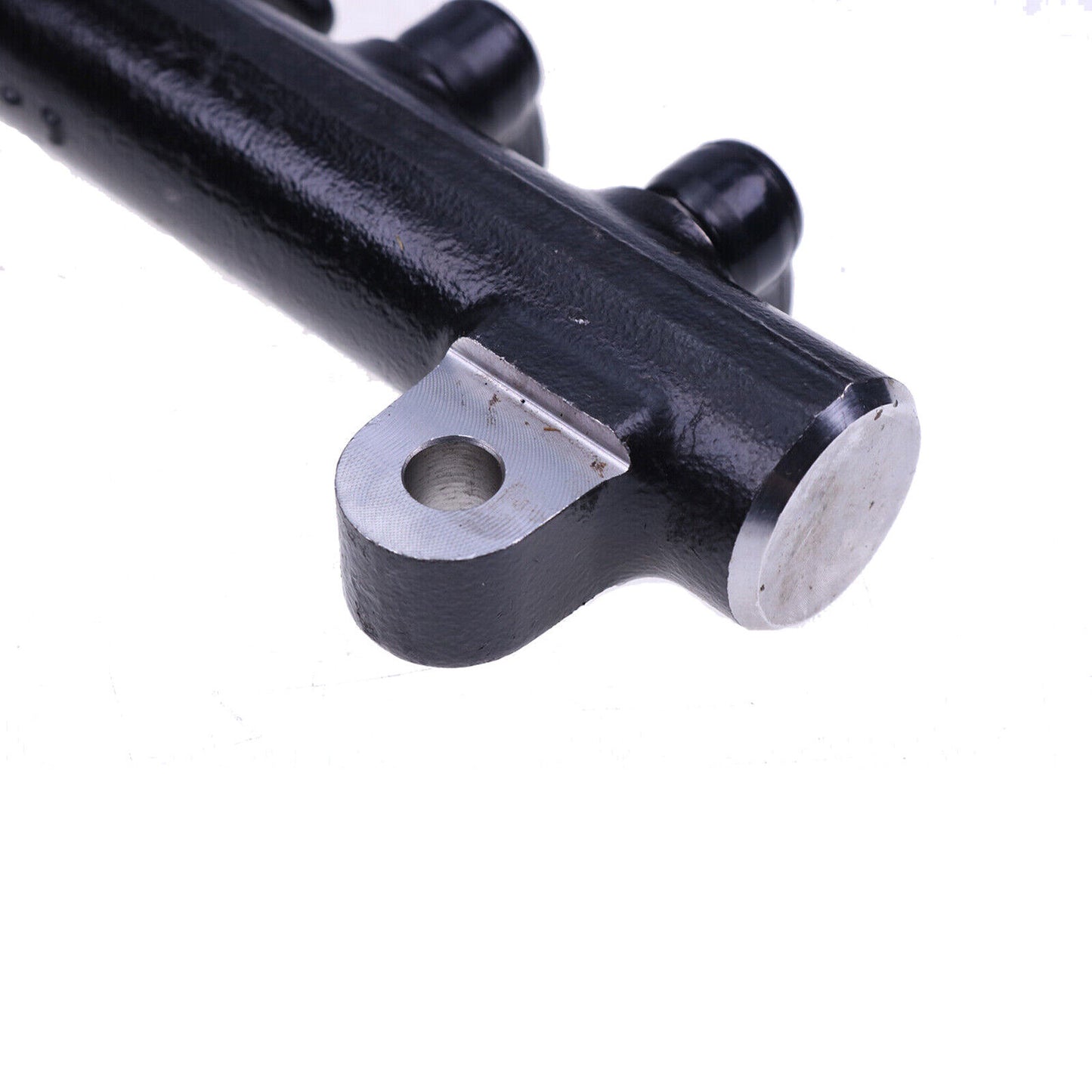 For Bobcat Doosan D24 D18 Engine Fuel Common Rail 7030409 28240435 150120-00062A